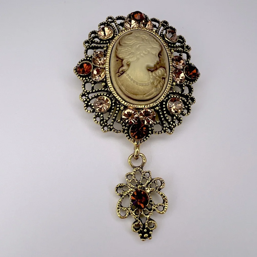Gold Tone Cameo Dangling Brooch Pin